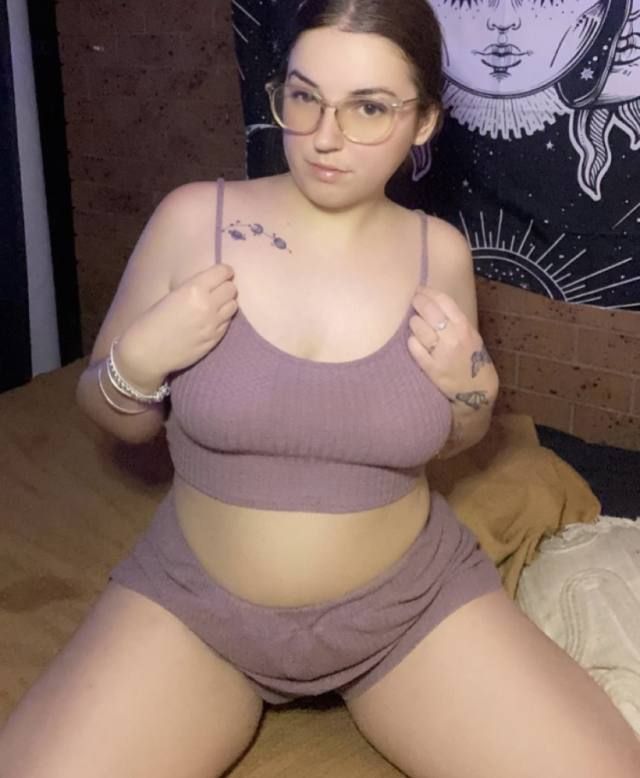 ✅ PAYMENT 💕 ACCEPTED ⭕️ IN PERSON  I OFFER FUN ,MASSAGES ,SELL ALL KINDS OF DRUGS,AND 🥵 PILLS 💊 💕 I ALSO SELL NUDE PICS AND V - Image 2